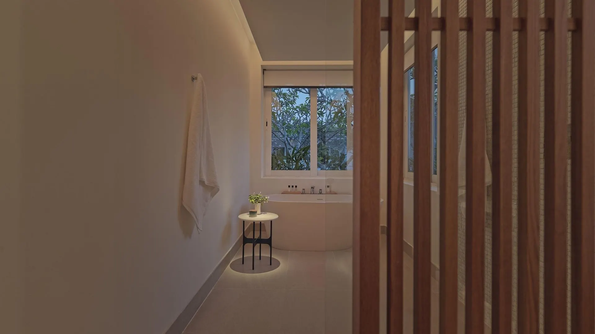 Hotel Azerai Ke Ga Bay 5*,  Vietnam