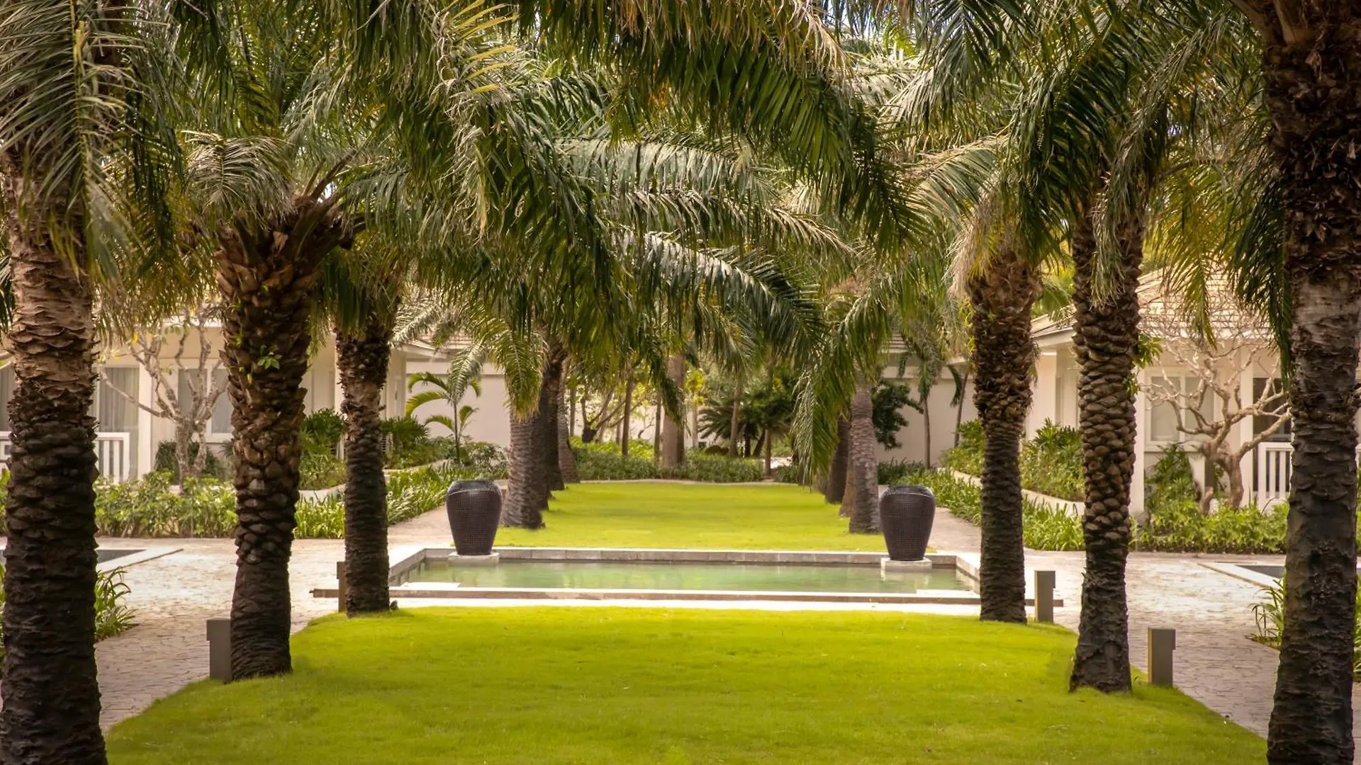 Hotel Azerai Ke Ga Bay 5*,  Vietnam