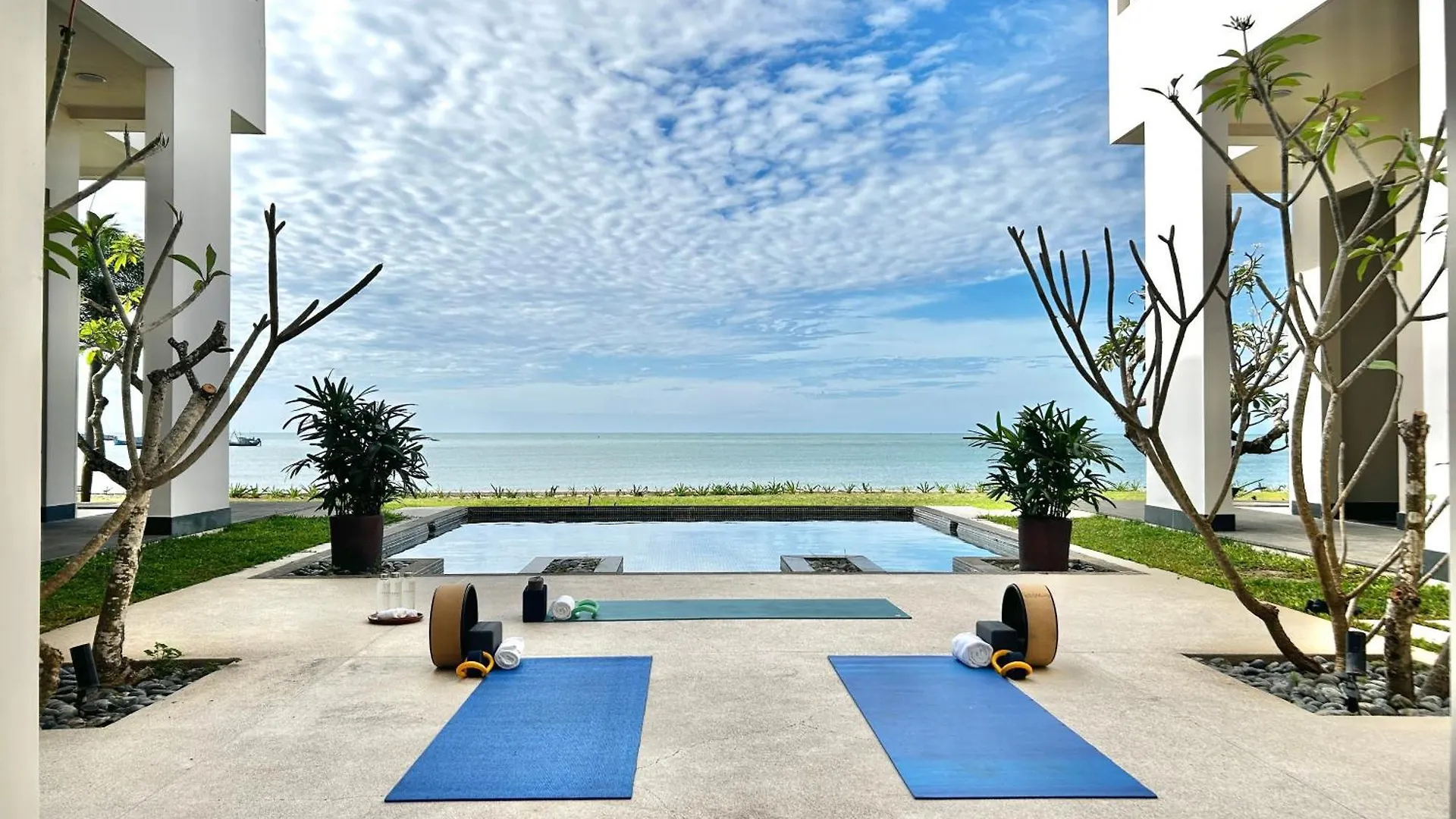 ***** Rezort Hotel Azerai Ke Ga Bay Vietnam